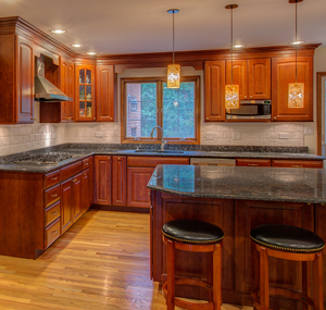 Cabinets & Vanities